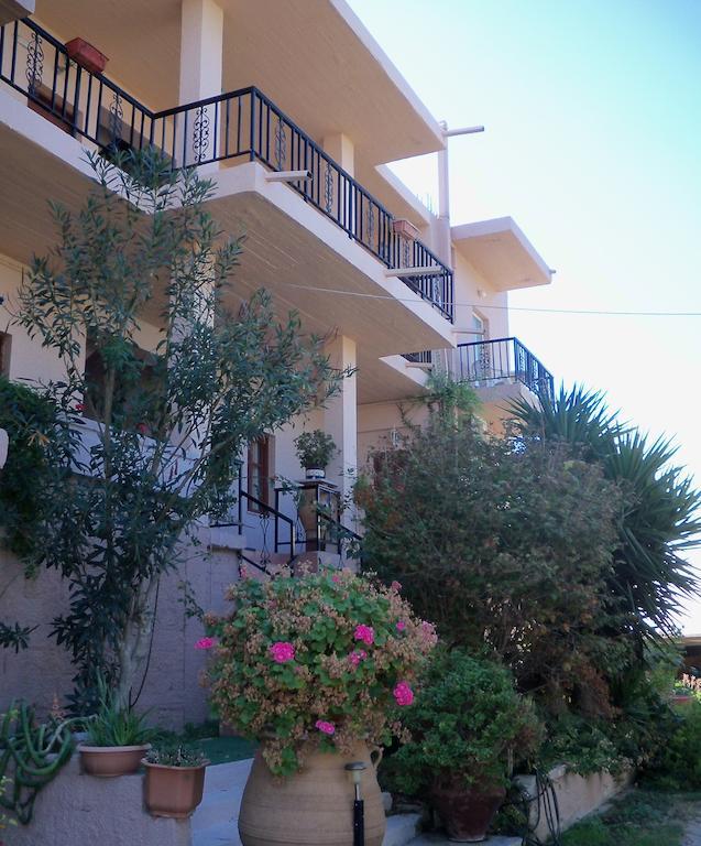 Nikolas Apartments Kato Daratso Rum bild